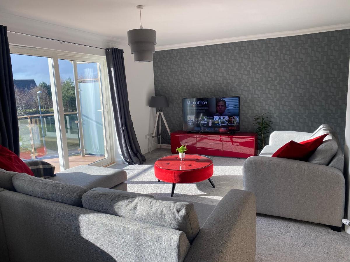 The Duplex Nairn- Spacious 3 Bedroom With Sunny Balcony Εξωτερικό φωτογραφία