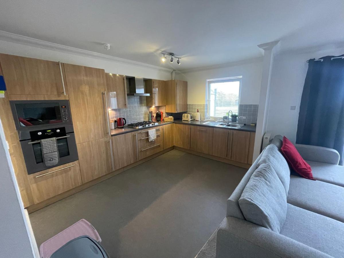The Duplex Nairn- Spacious 3 Bedroom With Sunny Balcony Εξωτερικό φωτογραφία
